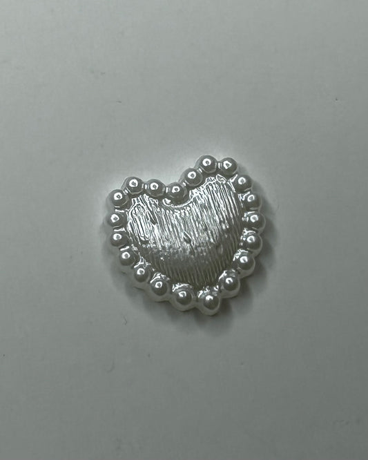 White Pearly Heart